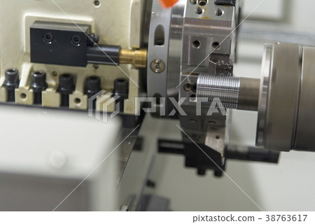 CNC lathe machine  38763617