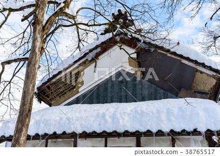 屋頂雪 屋頂雪 38765517