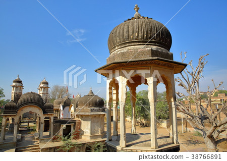 Well with turrets and cenotaphs,Dundlod,Shekhawati Well with turrets and cenotaphs,Dundlod,Shekhawati 38766891
