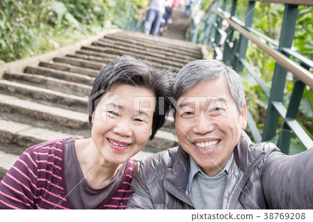 old couple selfie happily 38769208
