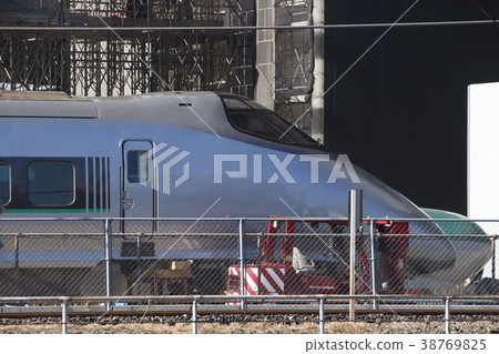 Railway Museum Series 400 Shinkansen (before loading into the building) 38769825