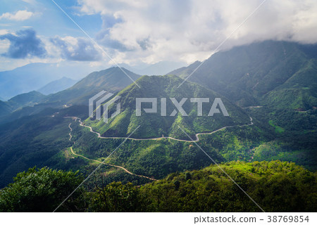 The road between mountains in Sa Pa, Vietnam. 38769854