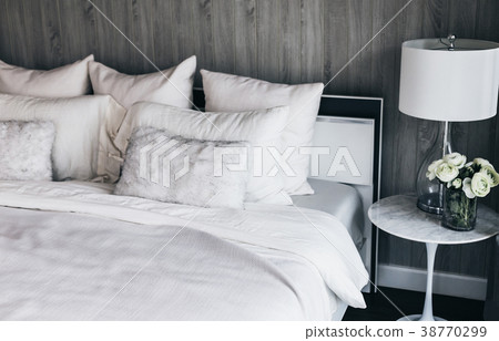 light soft pillow on beautiful bed cozy bedroom light soft pillow on beautiful bed cozy bedroom 38770299