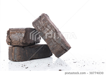 Peat briquettes, alternative fuels 38774830