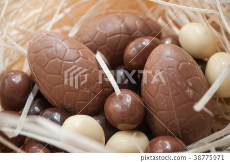 easter chocolate eggs in a nest easter chocolate eggs in a nest 38775971