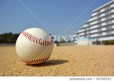 Grass baseball in the nearby park 38780585