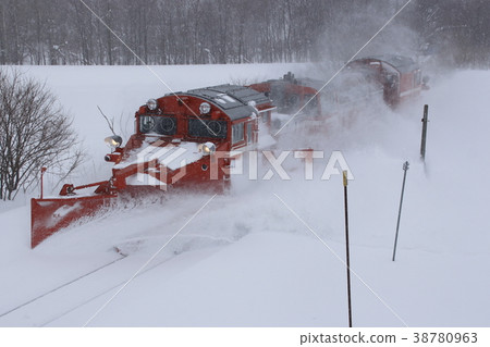 Russell car going to Ishihoku Main Line 38780963