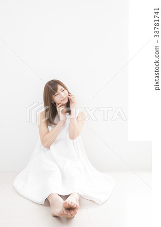 Beauty image 38781741