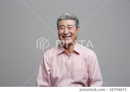 亞洲人的表情，資深，中年，老人，特寫鏡頭，笑，微笑，幸福，健康 38784671