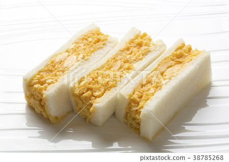 Egg sandwich 38785268