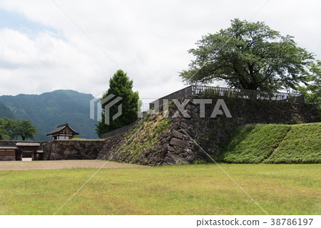 Kaizu Castle Honmaru trace Ishigaki Kaizu Castle Honmaru trace Ishigaki 38786197