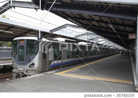 225 series train directly on the Hanwa Line 225 series train directly on the Hanwa Line 38788105
