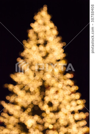 Chrestmas tree bokeh 38788408