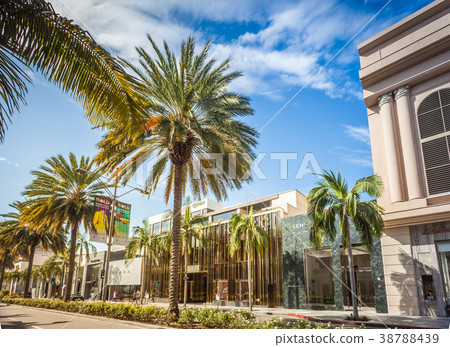 Gucci store on Rodeo drive 38788439