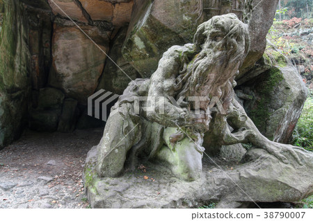 Kuks Forest Sculptures - famous Baroque reliefs 38790007