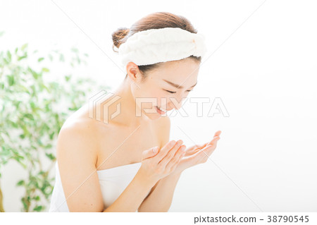 清潔年輕女子 清潔年輕女子 38790545