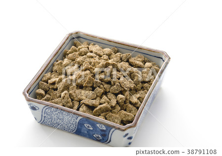 Black sugar in Hateruma Island, Okinawa Black sugar in Hateruma Island, Okinawa 38791108