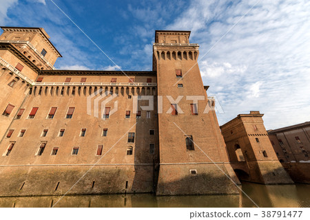 Estense Castle - Ferrara Emilia Romagna - Italy Estense Castle - Ferrara Emilia Romagna - Italy 38791477