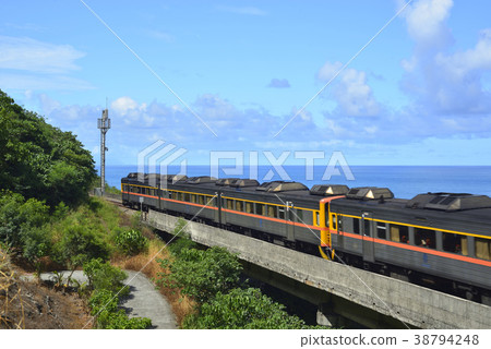 多良車站是臺灣最美的海岸線鐵路車站,台東縣,太麻里,多良車站,南迴鐵路 多良車站是臺灣最美的海岸線鐵路車站,台東縣,太麻里,多良車站,南迴鐵路 38794248