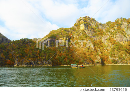 Chungju, Danyang, Chungbuk 38795656