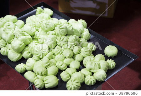 Steam buns mass production process ; Steam buns mass production process ; 38796696