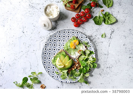 Vegetarian sandwiches with avocado Vegetarian sandwiches with avocado 38798003