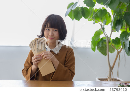 Female college student scholarship image 38798410