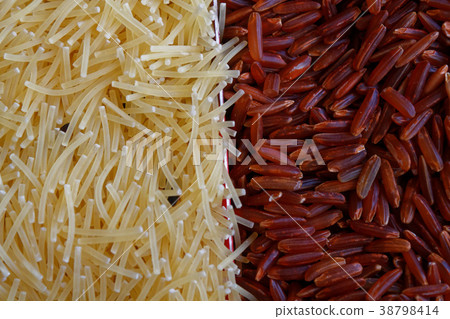 Pasta or Vermicelli with brown wholemeal rice 38798414