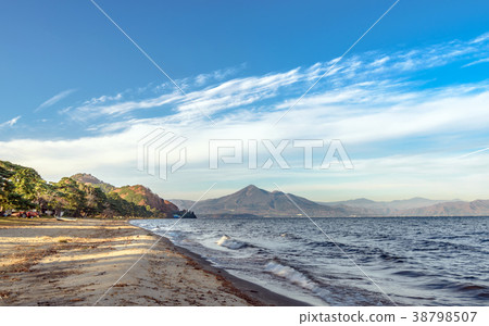 豬苗代湖和萬代山 38798507