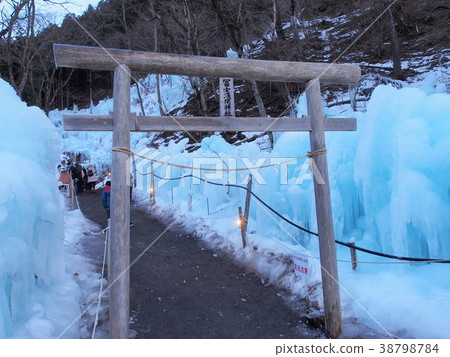 Ashigakubo Ice 2018 01 Ashigakubo Ice 2018 01 38798784