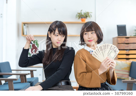 Female university student scholarship income difference Female university student scholarship income difference 38799160