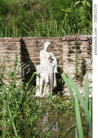 Statue of Aphrodite of the sanctuary in Dion Statue of Aphrodite of the sanctuary in Dion 38801579