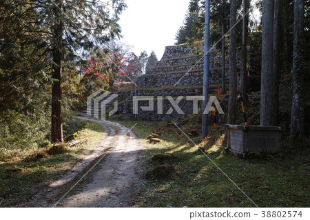 [日本的100座大城堡]岩村城堡本丸Rokudan牆 38802574