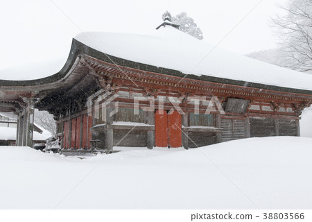 Oyama Temple Main Hall (Tottori Prefecture) Oyama Temple Main Hall (Tottori Prefecture) 38803566