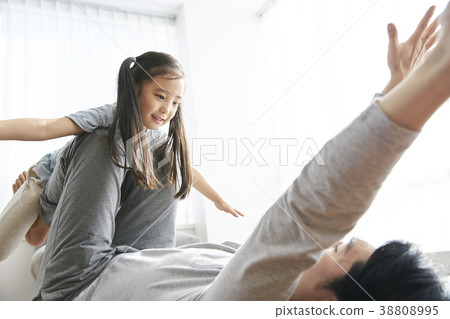 家，爸爸，女兒，韓國 38808995