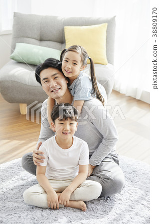 房子，家庭，爸爸，女兒，兒子，韓國 38809170