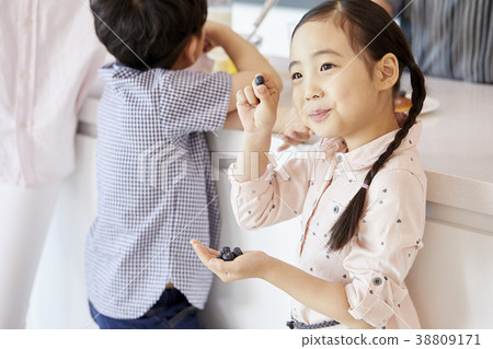 生活,兄弟,朋友,孩子,韓國人 生活,兄弟,朋友,孩子,韓國人 38809171