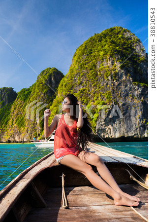 Tourist Wooden boat for boat Page To Phi Phi, 38810543