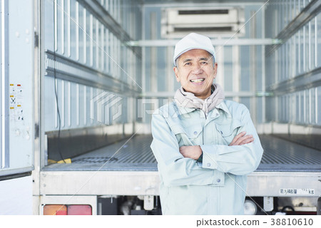 Senior truck driver 38810610