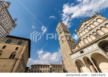 Pistoia Italy - Cathedral of San Zeno 38813920
