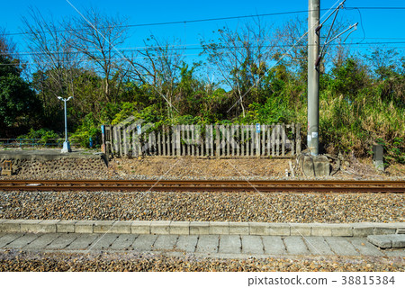 火車站火車站鐵路鐵路Meguri Sakicho平台 38815384