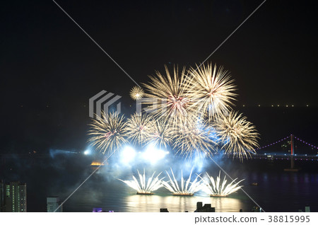 Fireworks, Gwangan Bridge, Swimming Pool, Swimming Pool, Busan Fireworks, Gwangan Bridge, Swimming Pool, Swimming Pool, Busan 38815995