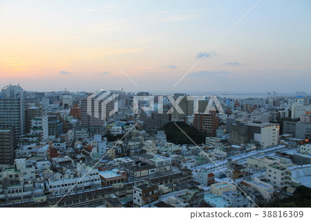 那霸市容和日落景觀 那霸市容和日落景觀 38816309