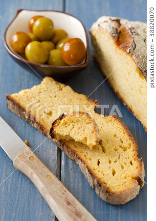 corn bread with olives corn bread with olives 38820070
