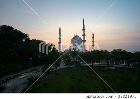 Salahuddin Abdul Aziz Shah Mosque, Malaysia. 38821973