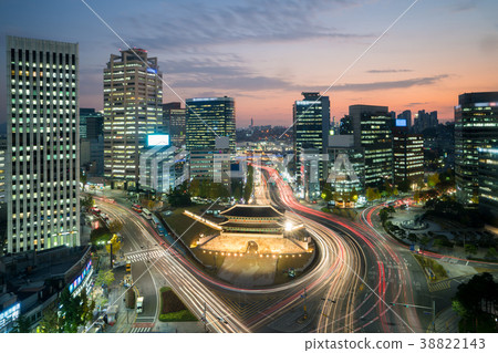 Namdaemun gate at night in Seoul ,South Korea. Namdaemun gate at night in Seoul ,South Korea. 38822143