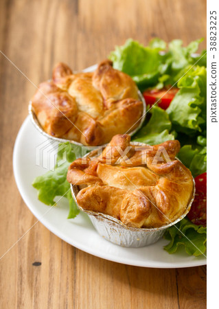 portuguese empada de galinha with salad 38823225