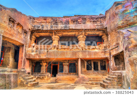 Jaganatha Sabha, Ellora cave no 33. UNESCO world 38825043