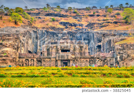 The Kailasa temple, the biggest temple at Ellora 38825045