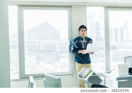 Businessman, office, office casual 38828294